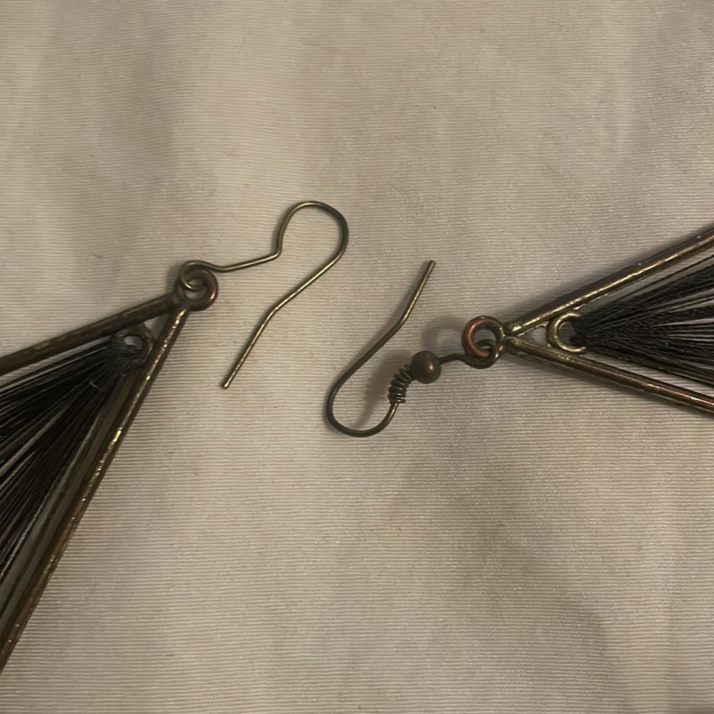 Vintage Oversized Threaded Triangle Earrings - image 6